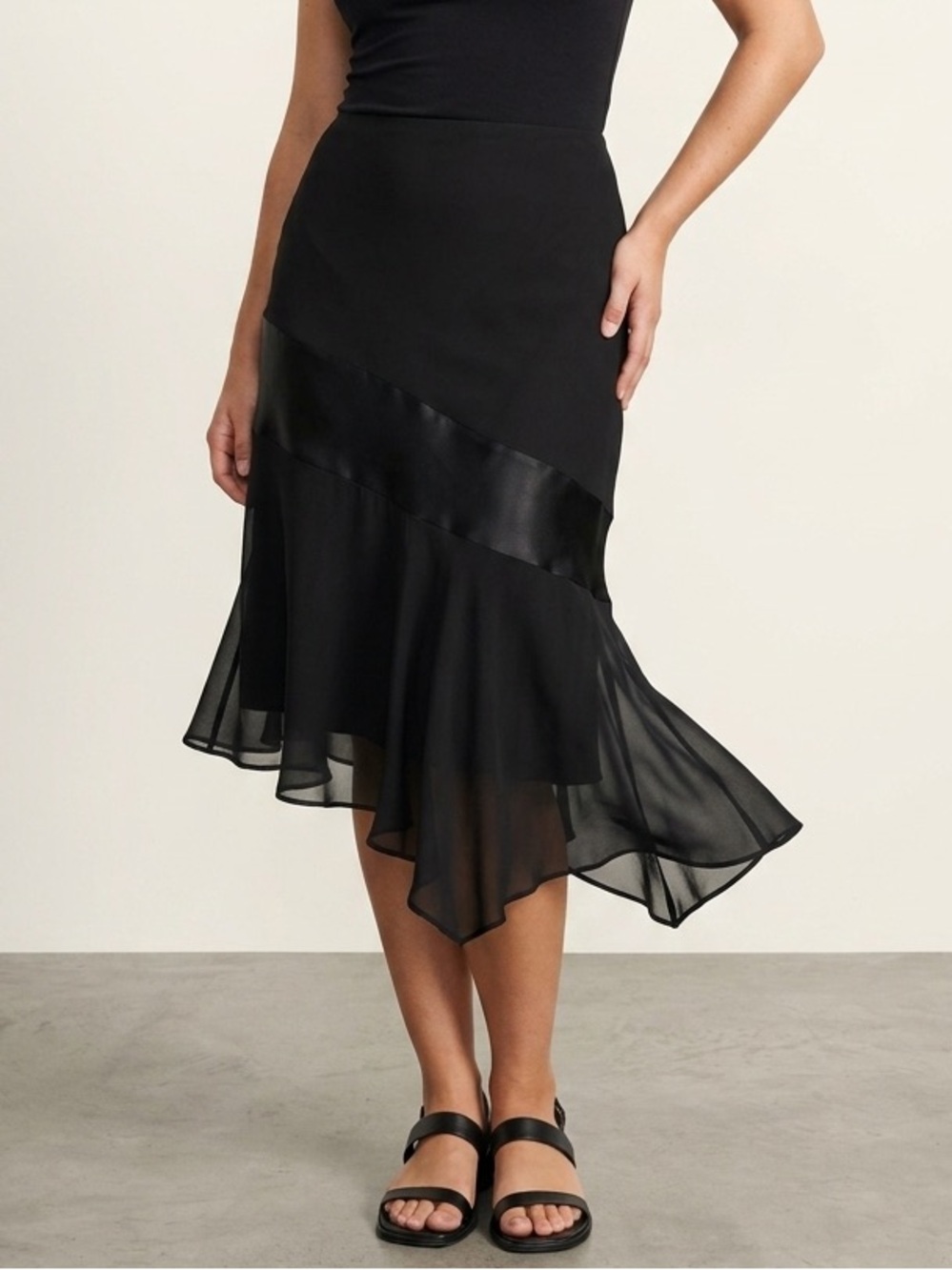Y2K Jessica Black Asymmetrical Midi Skirt‎ Size 4 Petite